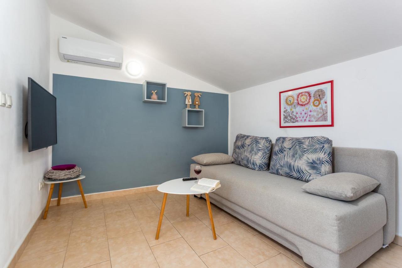 Apartments Tamaris Malinska Kültér fotó